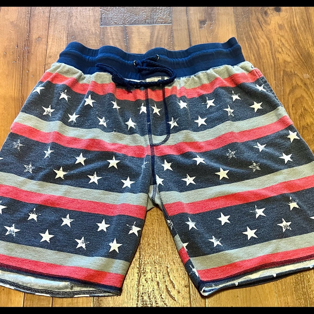 Men’s Athletic Shorts By Top Draw. Size M.